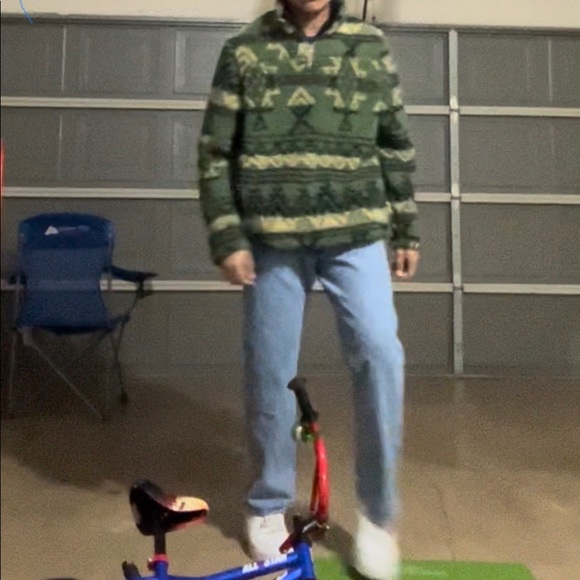 Natural Blue By Visitor Fluffy Green Hoodie - Picture 1 of 4